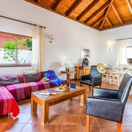 Yalira Villa Antigua (Fuerteventura)